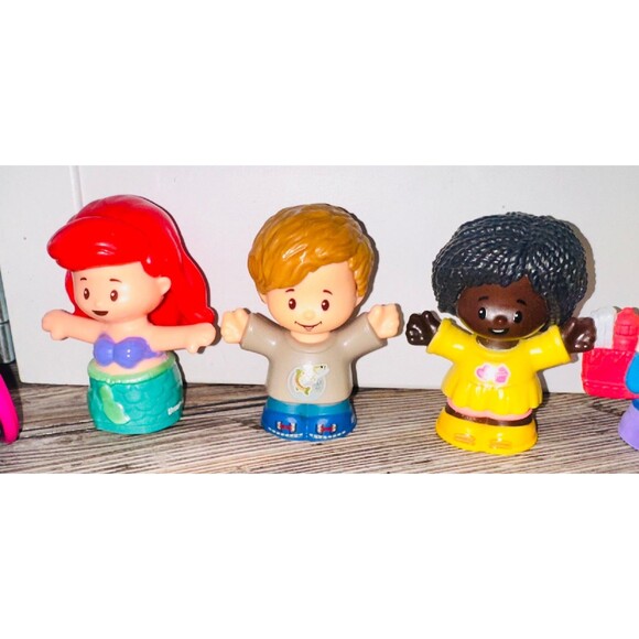 Fisher Price Little People Figure Lot Wheelchair Ariel Multi-Cultural Careers - Picture 3 of 6